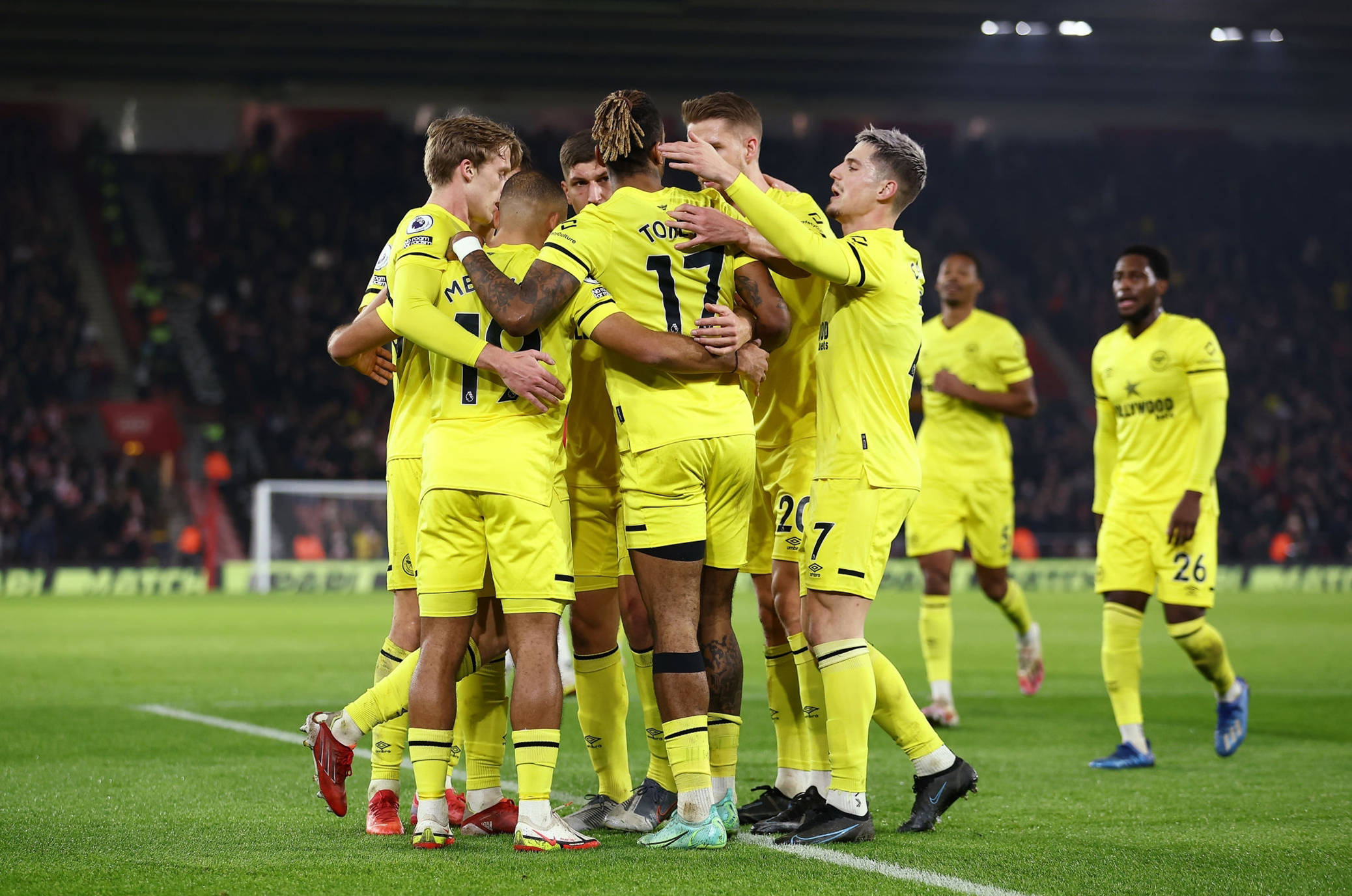 球员们不仅 球员们不仅